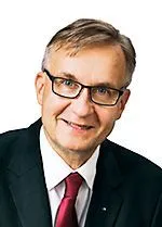Etunimi Sukunimi